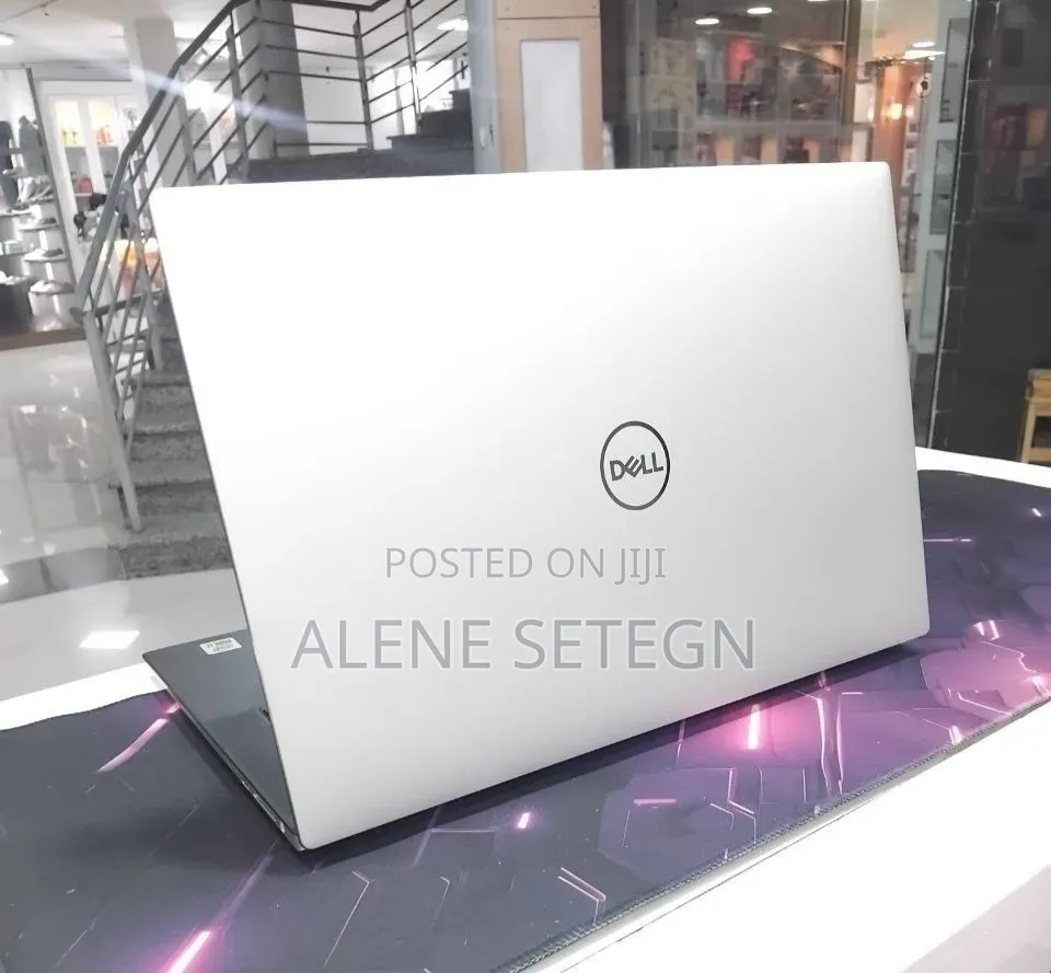 New Laptop Dell XPS 15 16GB Intel Core i7 SSD 512GB