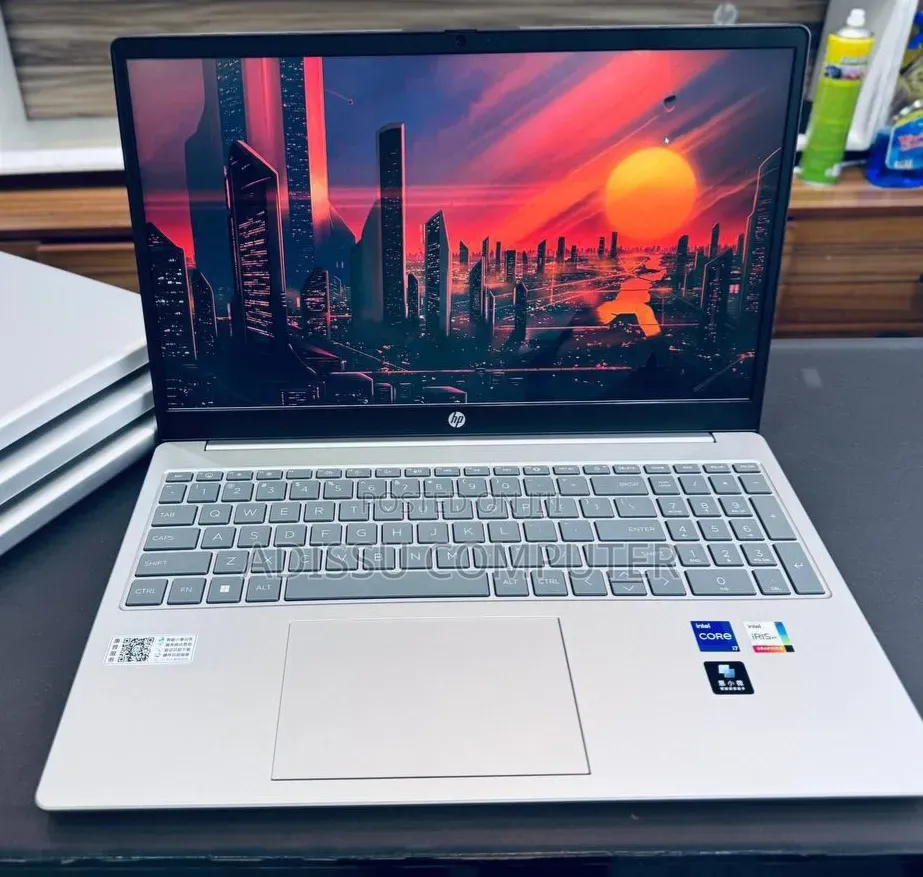 New Laptop HP Stream Notebook 16GB Intel Core i7 SSD 512GB