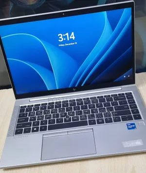New Laptop HP EliteBook 840 G8 16GB Intel Core i5 SSD 512GB