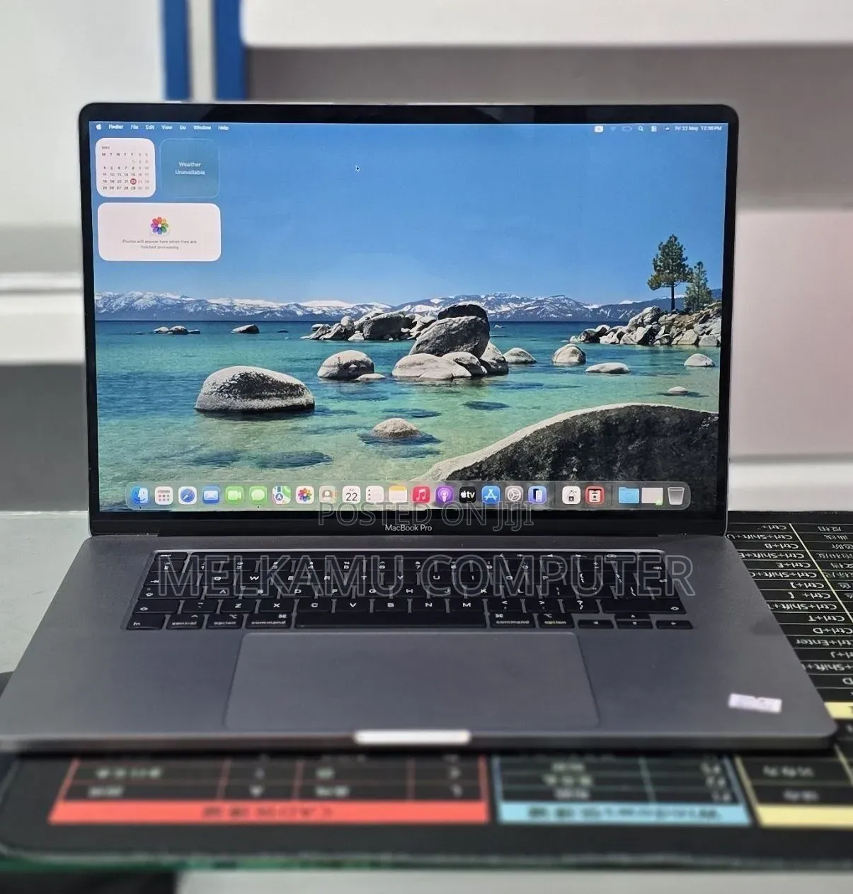 New Laptop Apple MacBook Pro 2019 32GB Intel Core i9 SSD 1T