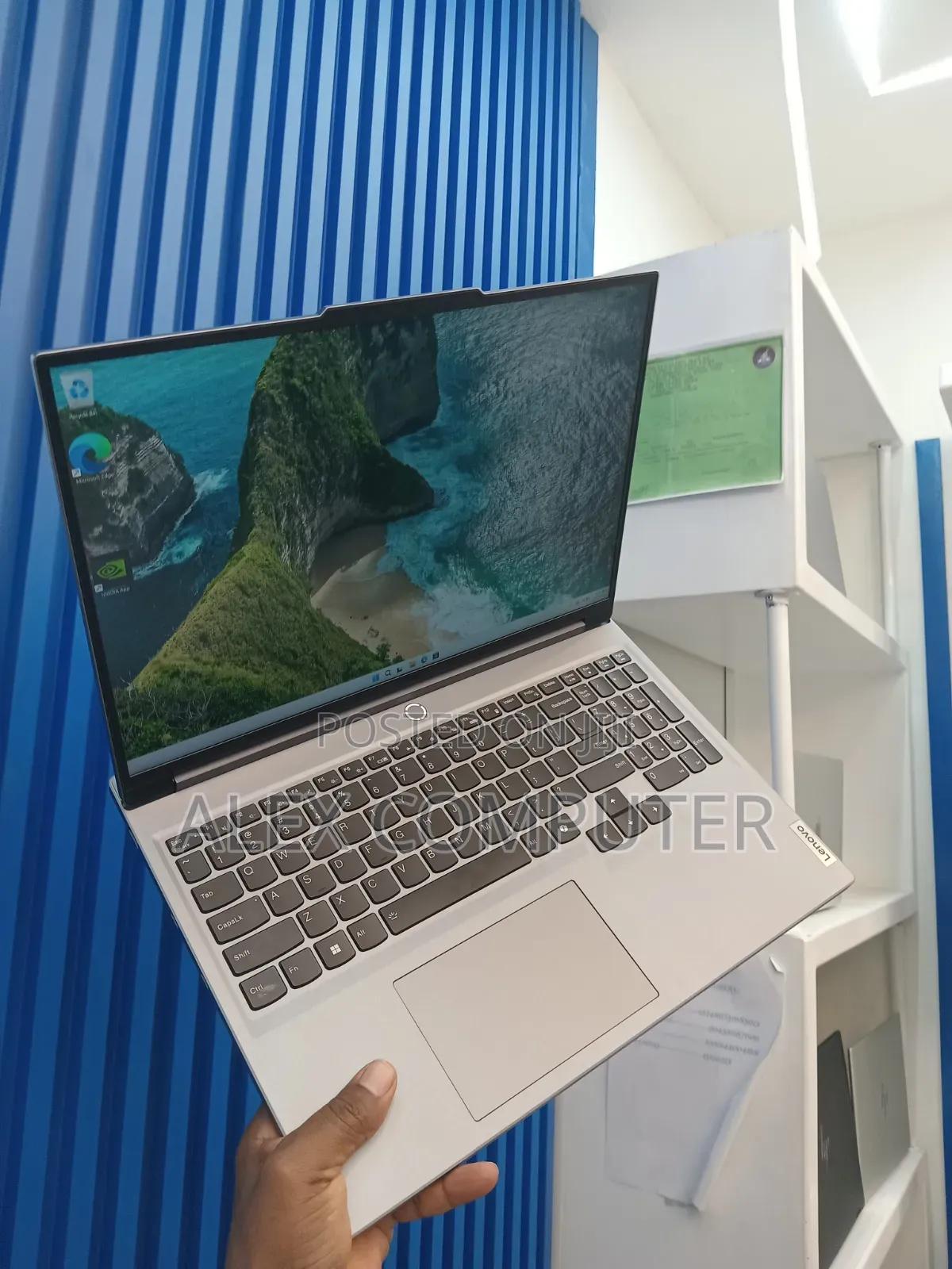 New Laptop Lenovo 16GB Intel Core i7 SSD 1T