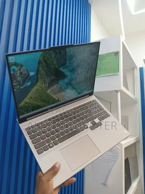New Laptop Lenovo 16GB Intel Core i7 SSD 1T
