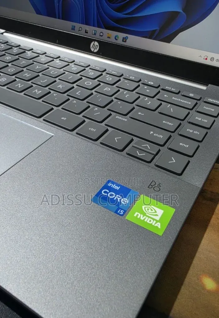 New Laptop HP 16GB Intel Core i5 SSD 512GB
