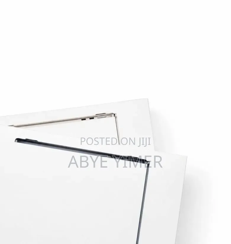 New Laptop Apple MacBook Air 2026 M5 16GB Intel Core M SSD 512GB