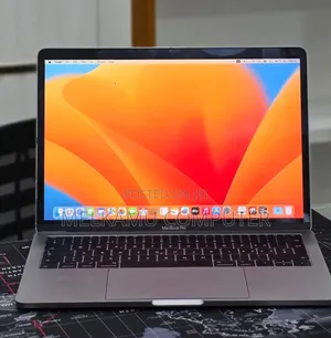 New Laptop Apple MacBook Pro 2017 16GB Intel Core i5 SSD 512GB