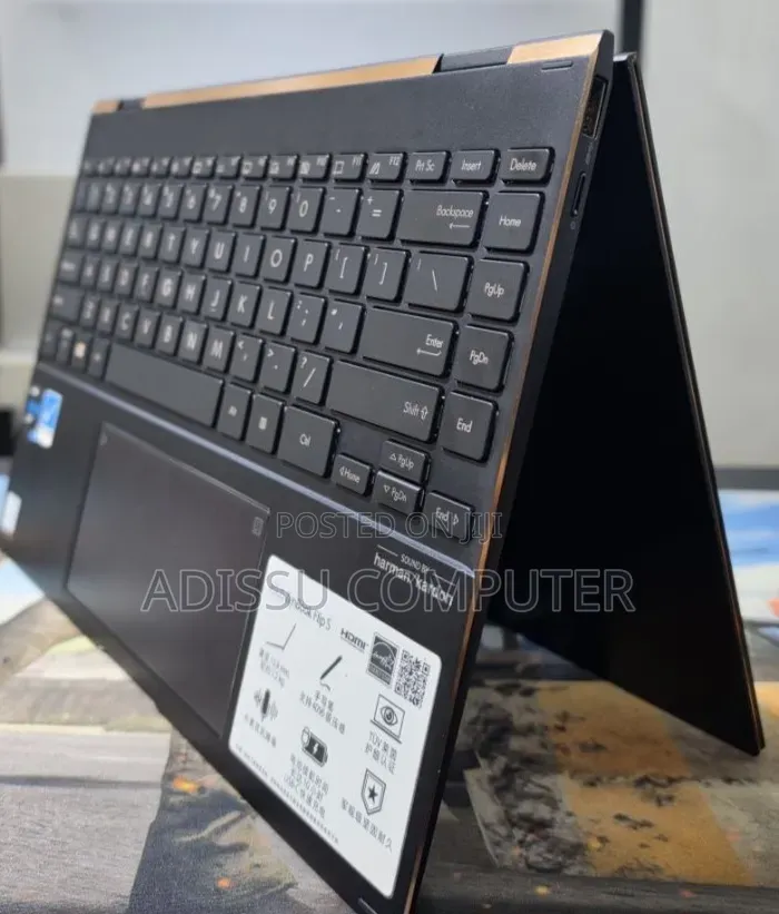 New Laptop Asus ZenBook Flip UX360CA 16GB Intel Core i7 SSD 512GB
