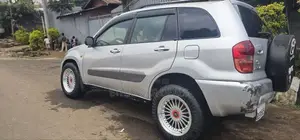 Toyota RAV4 2004 Silver
