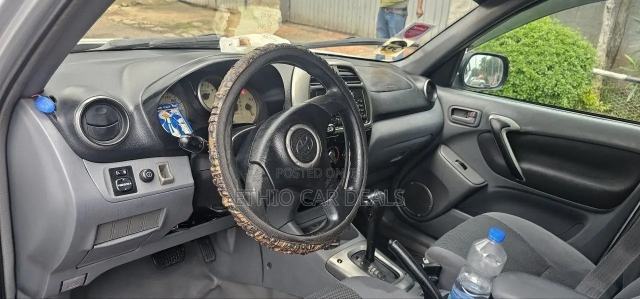 Toyota RAV4 2004 Silver