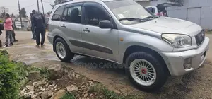 Toyota RAV4 2004 Silver