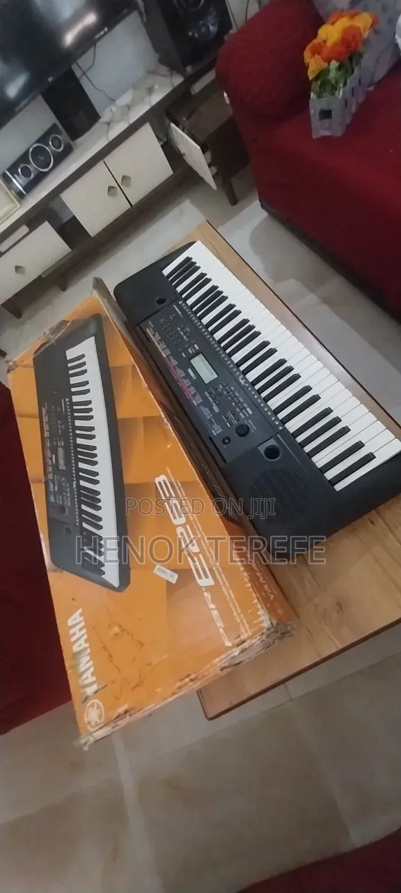 Yamaha PSR E 263
