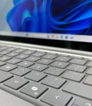 New Laptop Microsoft Surface 16GB Intel Core Ultra 7 SSD 512GB