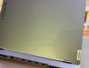 New Laptop Lenovo Legion 5 16GB AMD Ryzen 7 SSD 512GB