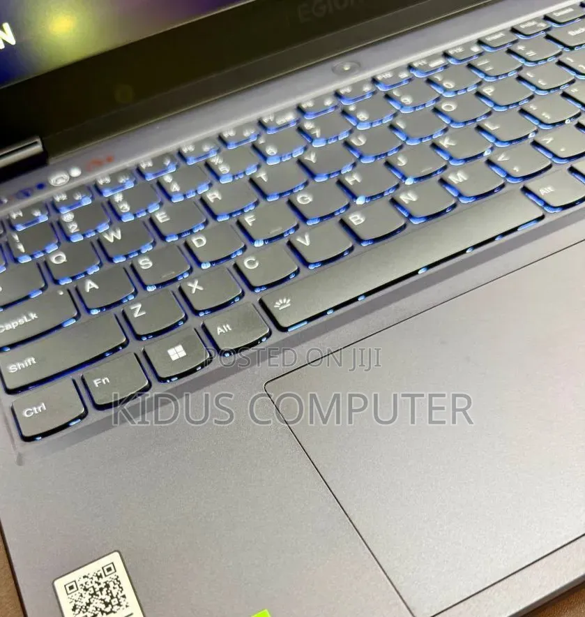 New Laptop Lenovo Legion 5 16GB AMD Ryzen 7 SSD 512GB