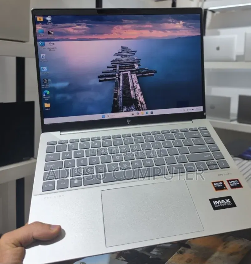 New Laptop HP Pavilion 15 32GB AMD Ryzen 7 SSD 1T