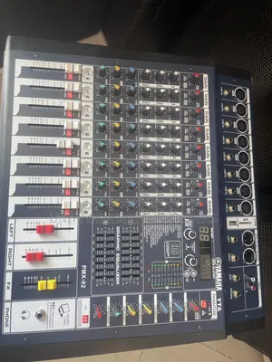 Yamaha Mixer 8 Channel