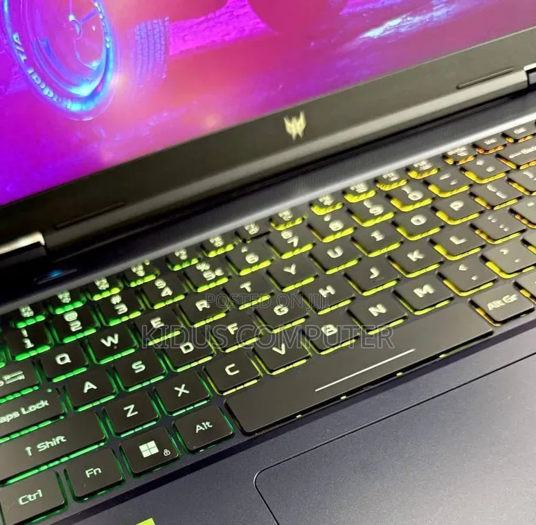 New Laptop Acer Predator Helios Neo 16 16GB Intel Core i7 SSD 1T