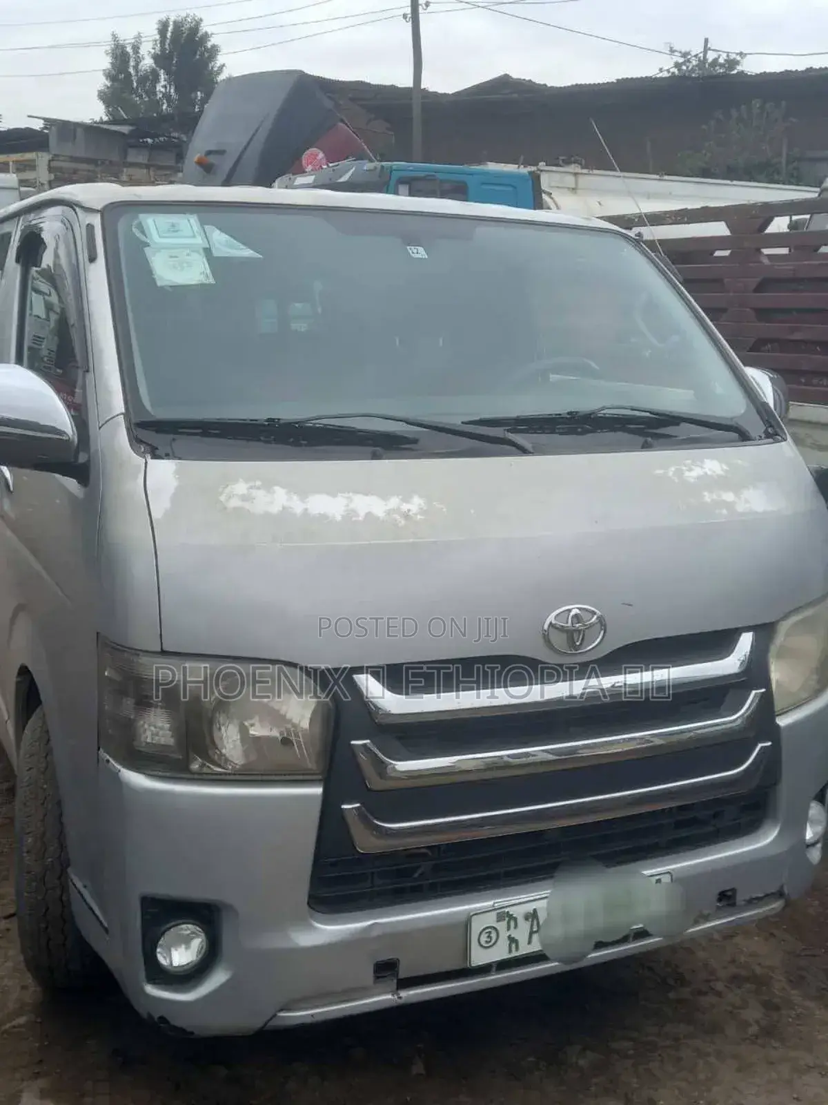 Toyota HiAce 2017 Silver