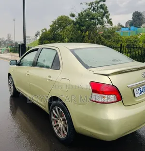 Toyota Yaris 2006 Ivory