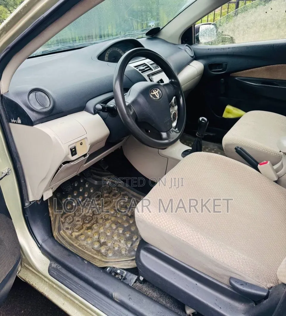 Toyota Yaris 2006 Ivory