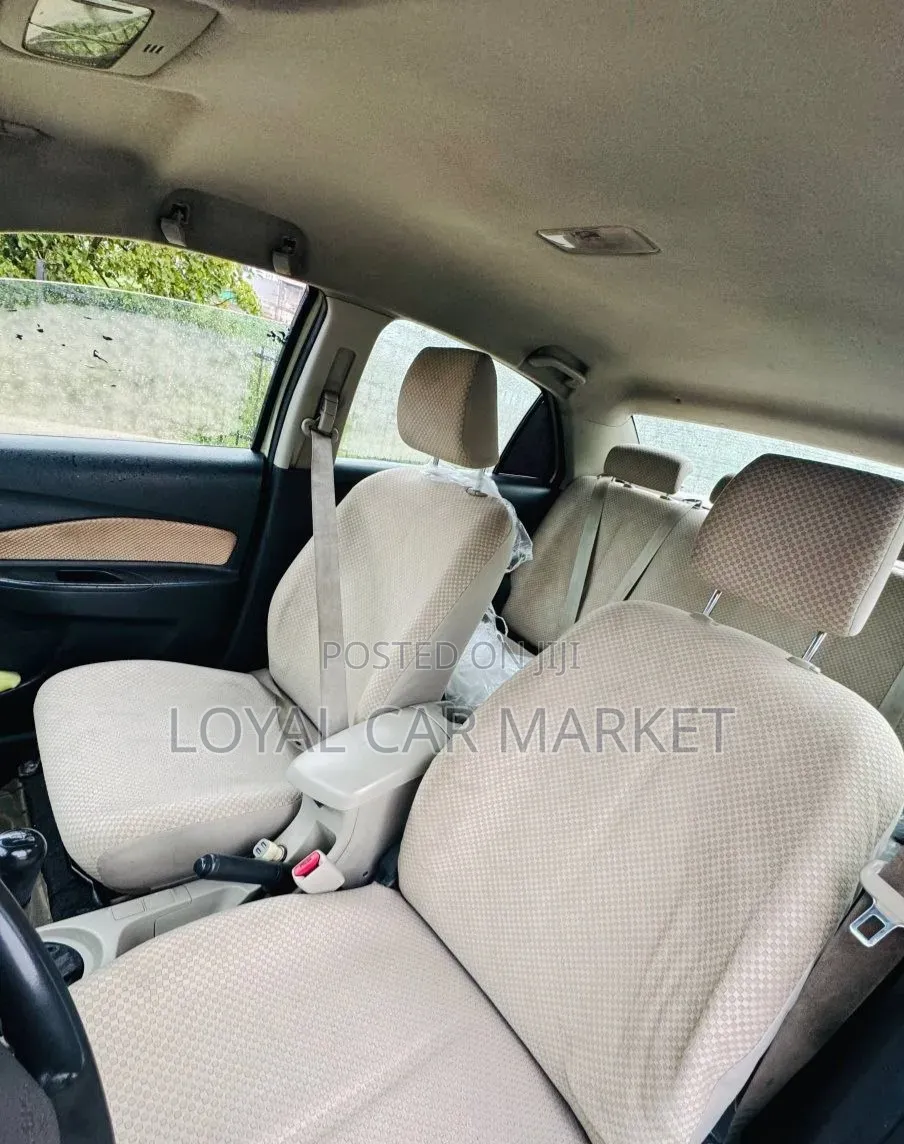 Toyota Yaris 2006 Ivory