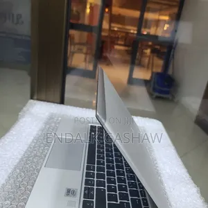 New Laptop HP EliteBook 845 G7 16GB AMD Ryzen 7 SSD 512GB