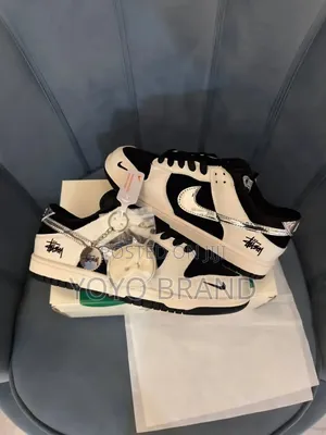 Nike SB Dunk Low X Stussy Black/White