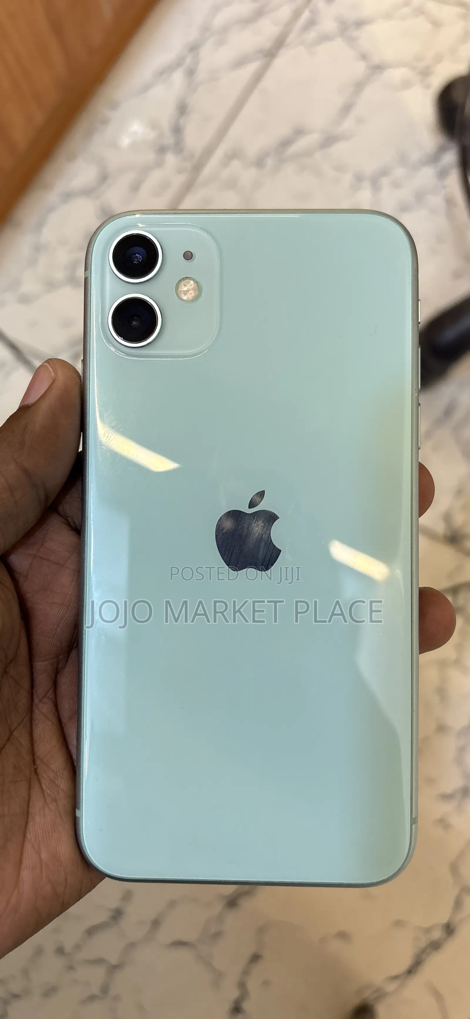 Apple iPhone 11 64 GB Green