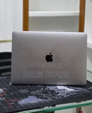 New Laptop Apple MacBook Pro 2017 16GB Intel Core i5 SSD 512GB