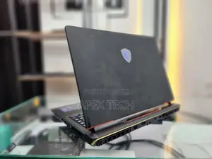 New Laptop MSI Raider GE68HX 13VI-202US 32GB Intel Core i9 SSD 1T