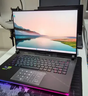 New Laptop Asus ROG Strix G18 32GB Intel Core i9 SSD 2T