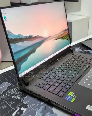 New Laptop Asus ROG Strix G18 32GB Intel Core i9 SSD 2T