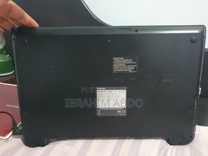 Laptop Toshiba 4GB Intel Core i3 SSHD (Hybrid) 500GB