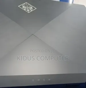 New Laptop HP Omen 17 16GB Intel Core i7 SSD 512GB