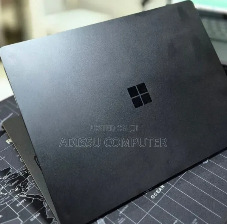 New Laptop Microsoft 16GB Intel Core i7 SSD 256GB