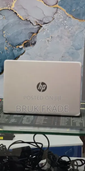 New Laptop HP Stream Notebook 8GB Intel Core i5 SSD 256GB