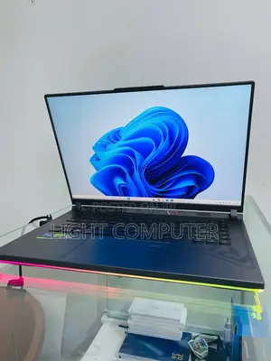 New Laptop Asus ROG Strix G16 G614 16GB Intel Core i7 SSD 1T