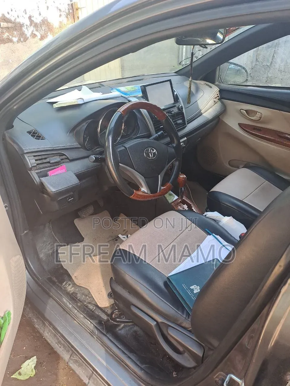 Toyota Yaris 2015