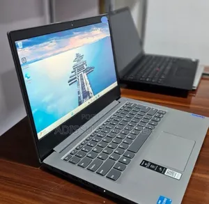 New Laptop Lenovo 8GB Intel Core i3 SSD 256GB