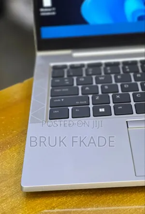New Laptop HP EliteBook 840 G8 16GB Intel Core i7 SSD 512GB
