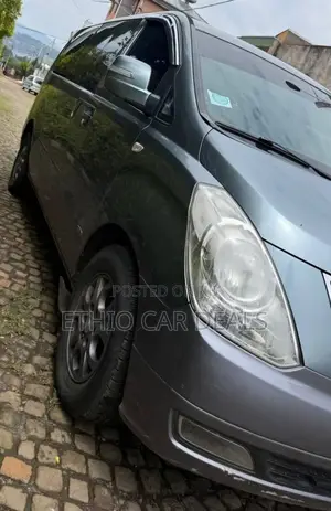 Hyundai Starex 2013 Silver