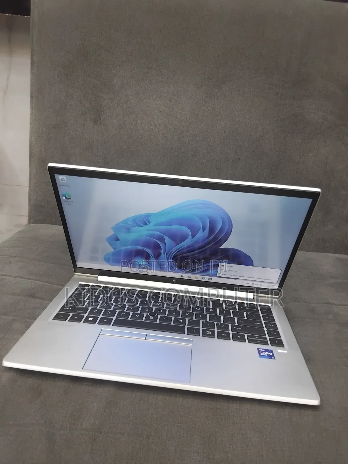 New Laptop HP EliteBook 840 G8 16GB Intel Core i7 SSD 512GB