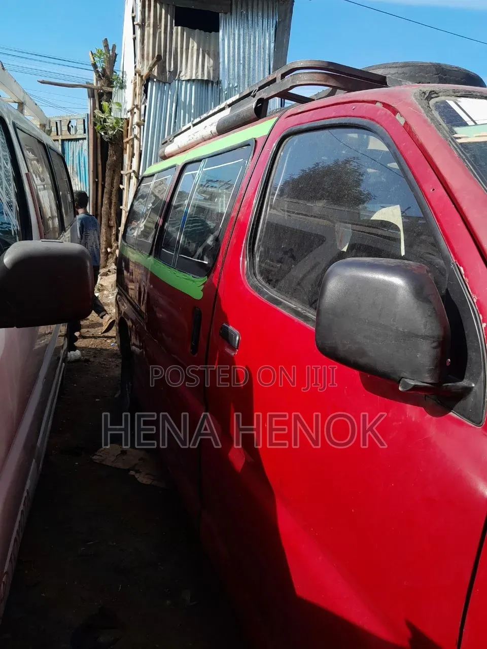 Toyota HiAce 2008 Red