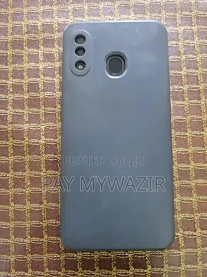 Samsung Galaxy A20 32 GB Gray
