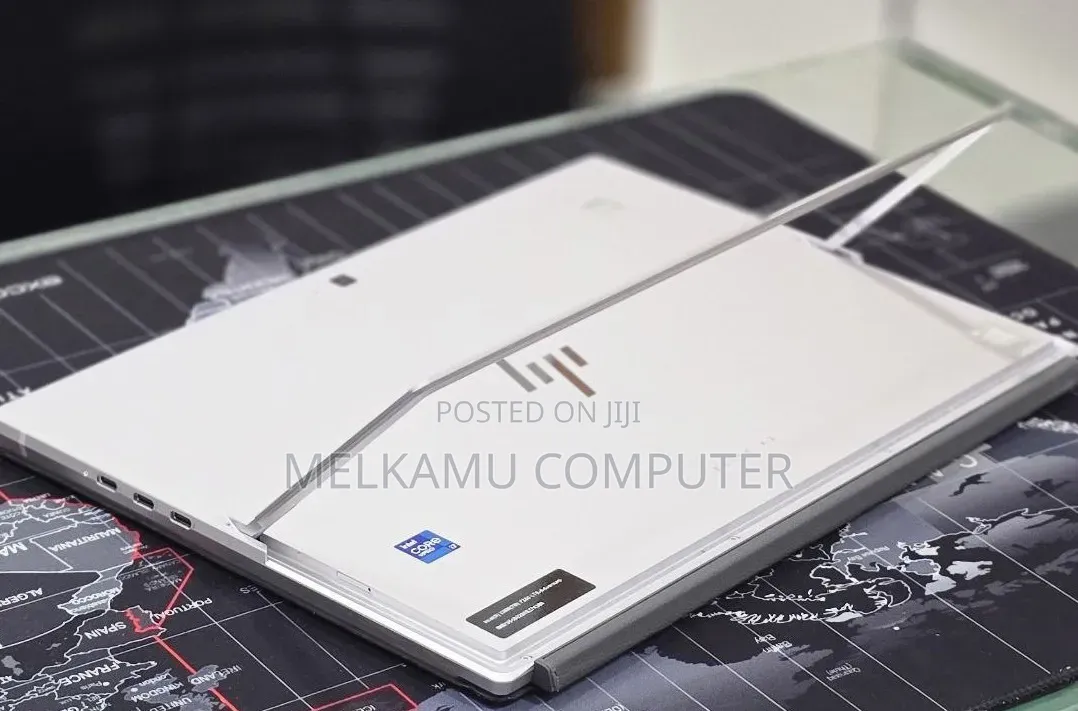 New Laptop HP Elite X2 G8 16GB Intel Core i7 SSD 512GB