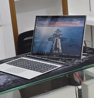 New Laptop HP Elite X2 G8 16GB Intel Core i7 SSD 512GB