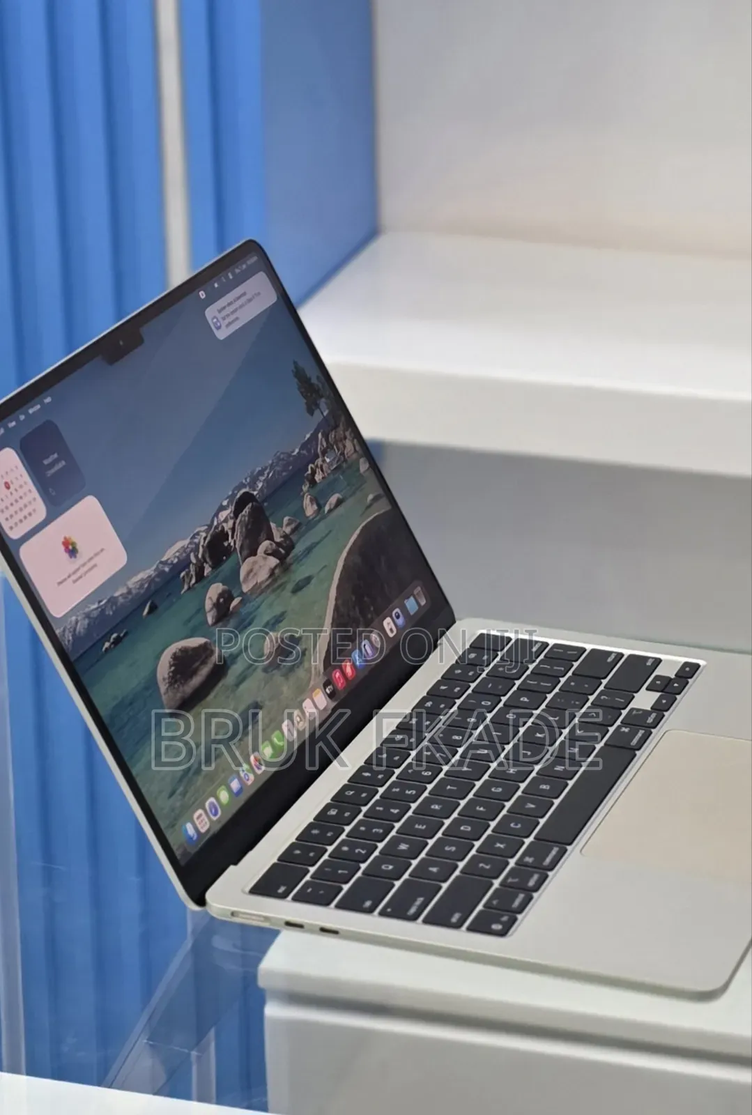 New Laptop Apple MacBook Air 2025 M4 16GB Apple M4 SSD 256GB