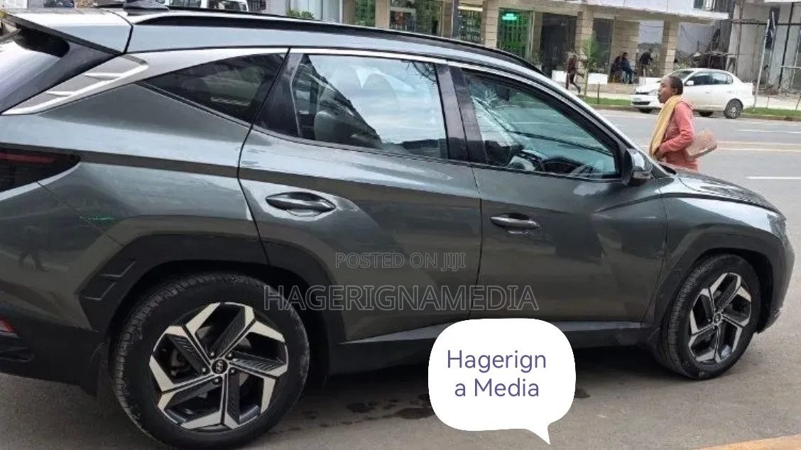 Hyundai Tucson 2022 Gray
