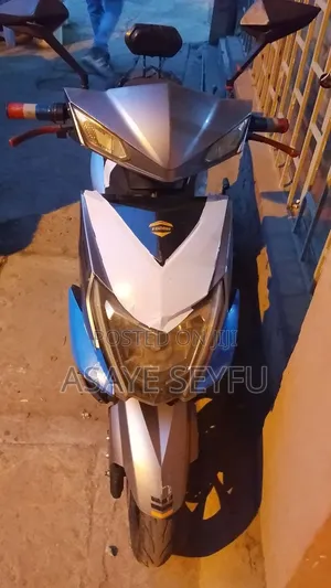 Bajaj Pulsar 220 F 2022 Black