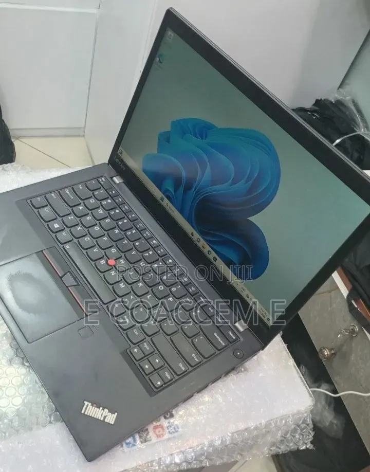 New Laptop Lenovo ThinkPad T470s 8GB Intel Core i5 SSD 256GB