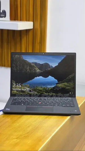 New Laptop Lenovo ThinkPad T14s G4 16GB Intel Core i5 SSD 512GB